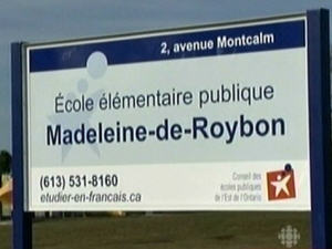 091112ecole-madeleine-de-roybon_g