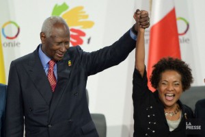 Michaëlle Jean succède à l'ex-président sénégalais Abdou Diouf (à gauche) à la tête de l'Organisation internationale de la francophonie. Source : Sean Kilpatrick, PC