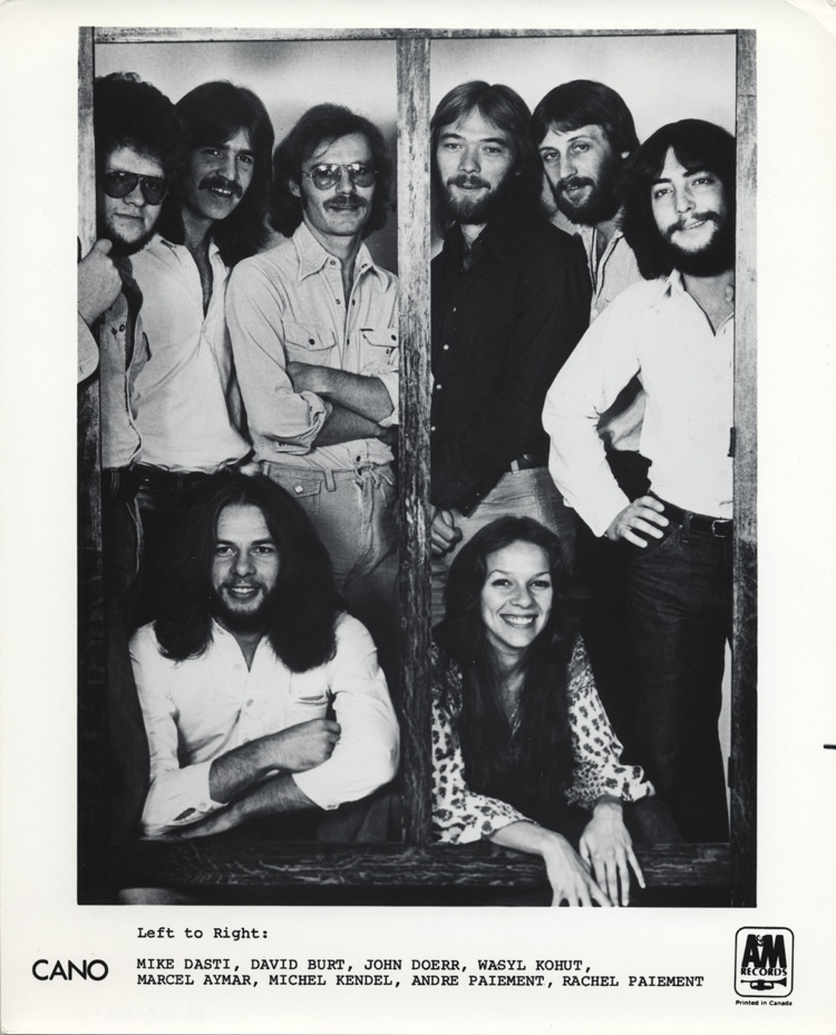 CANO (Coopérative des artistes du Nouvel-Ontario), CANO-musique, le groupe musical; [1976?] / Photo A&M Records, CANO © Marcel Aymar.