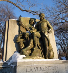Monument de La Vérendrye, dans le parc La Vérendrye. © David Dandeneau.