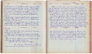 Deux pages du journal de Marie-Rose-Turcot, vers octobre 1936. Université d’Ottawa, CRCCF, Fonds Marie-Rose-Turcot (P22), P22-2-2.